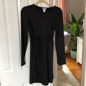 H&M mama maternity black dress with tie belt